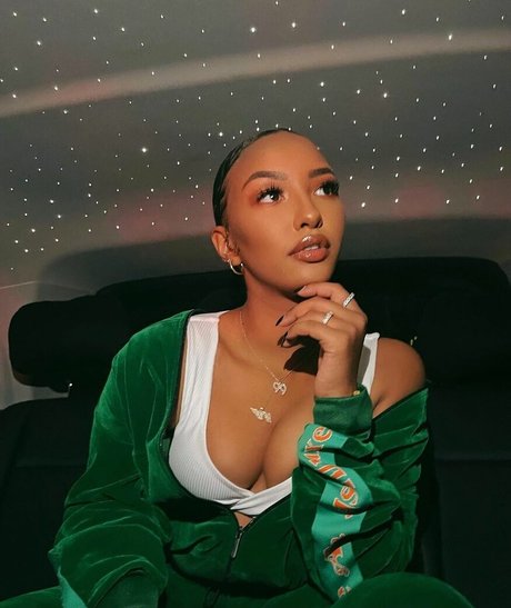 Naomi Schiff pornographic star gallery