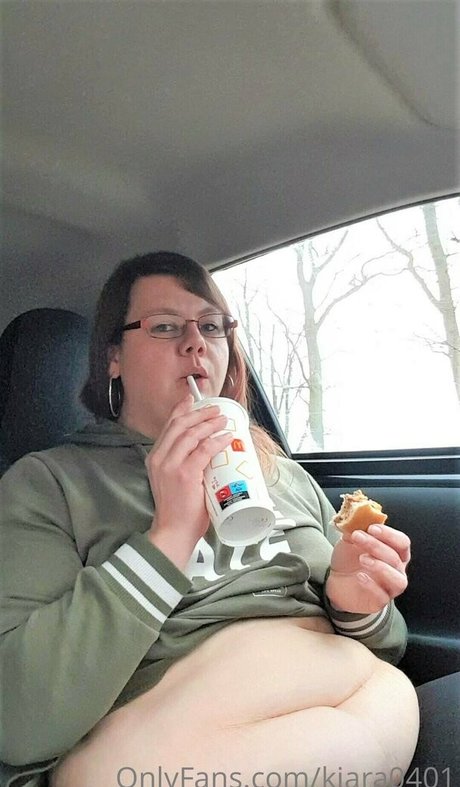 kjara0401 model porn pics