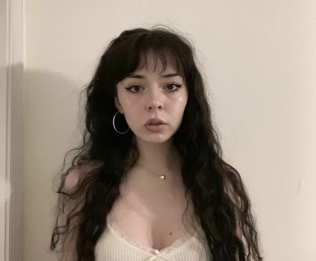 ezsy xxx model picture