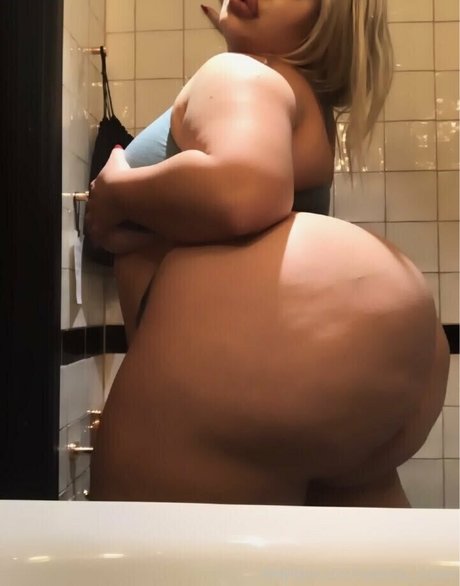 Natasha Crown Profile photo