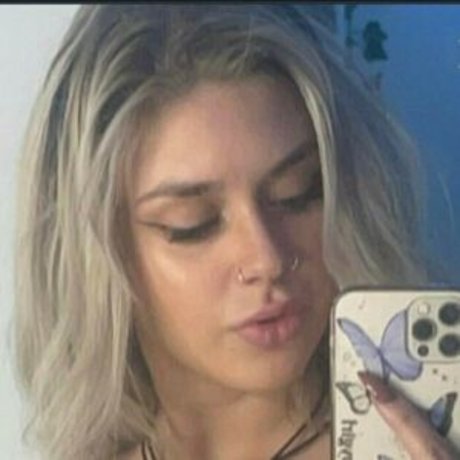 Kgraced star exclusive img