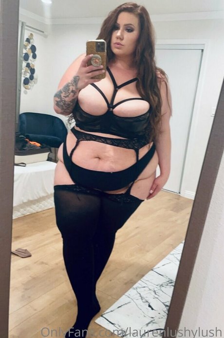 laurenlushylush model art gallery