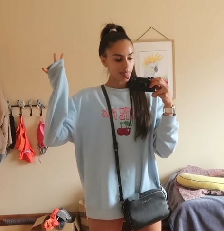 beach blonde onlyfans best pic