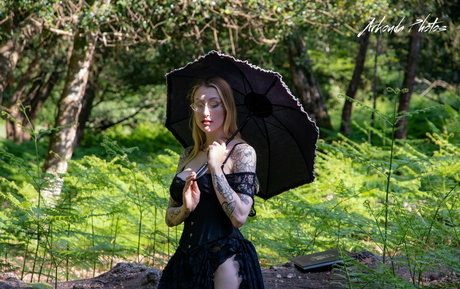 laceandleashes nice pornstar pics