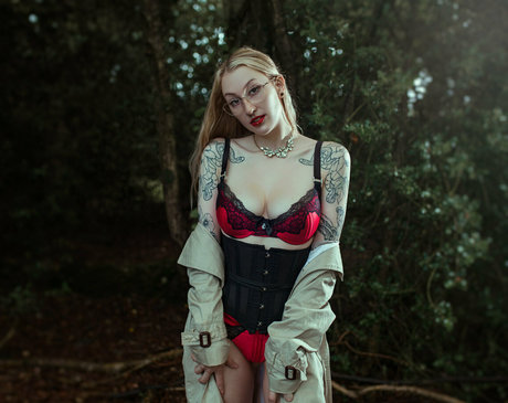 laceandleashes best pornstar galleries