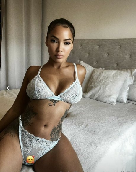 estelb75 pretty actress picture