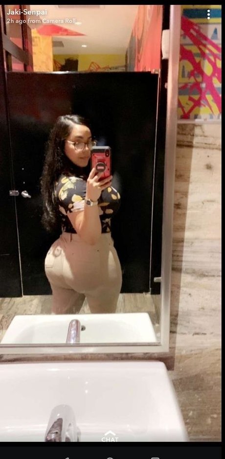 Jaki Senpai art model images