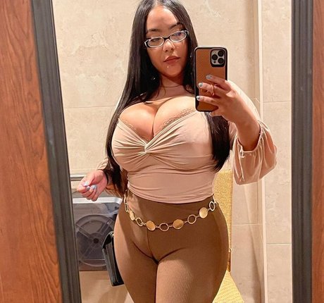 Jaki Senpai pornstar nudes archive