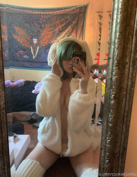 cookiecumbz exclusive model photos