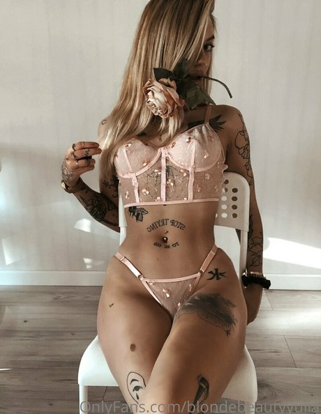 blondebeautyyulia pretty model pictures