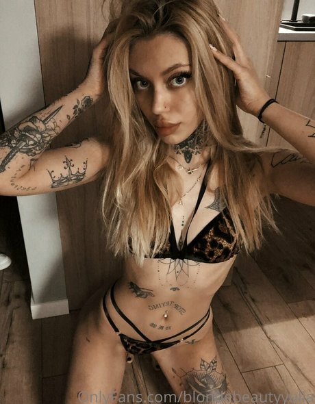 blondebeautyyulia hot actress picture