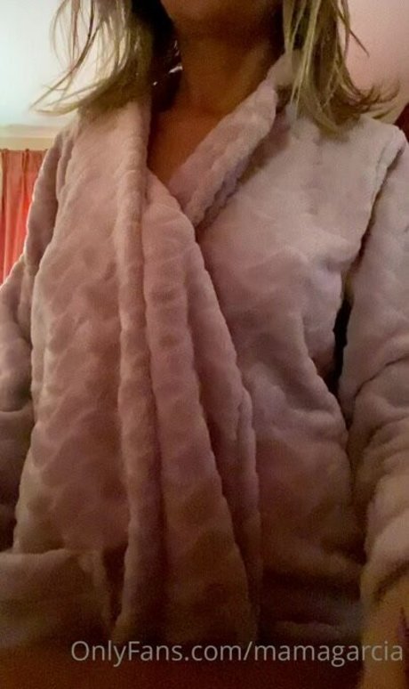 mamagarcia hot star images