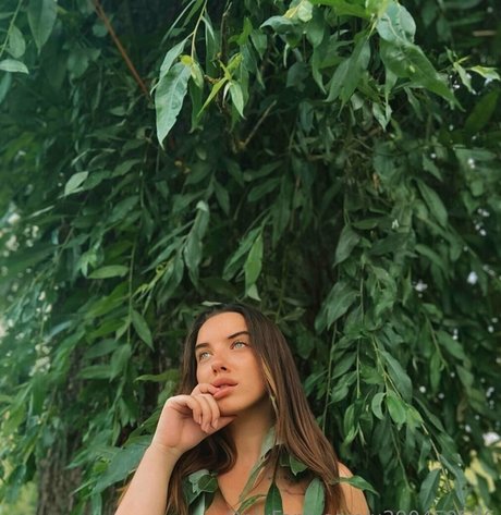 night muffin model erotic photos