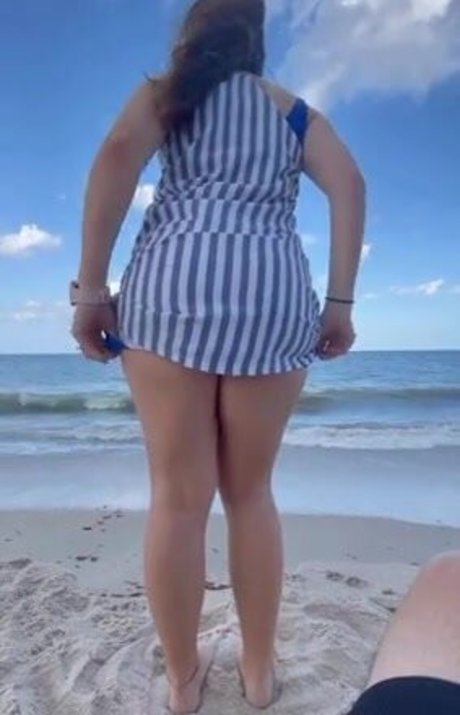 Emma Shore model erotic photo