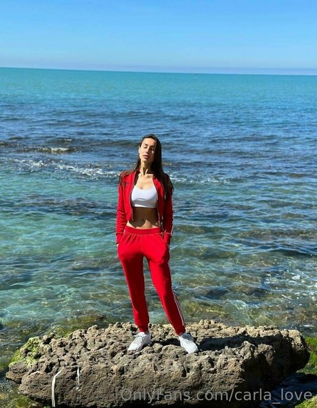 carla love model pretty pic