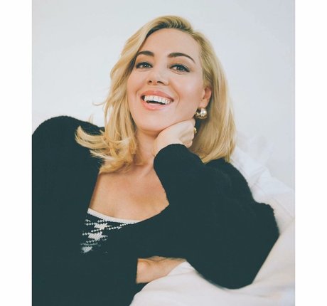 40 years old onlyfans pretty photo