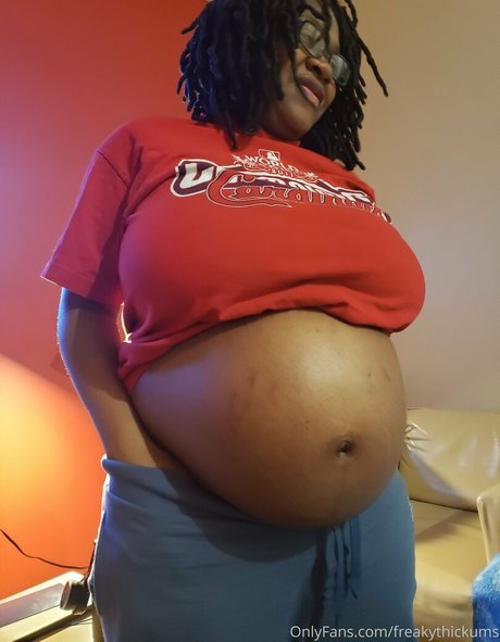 freakythickums star top img