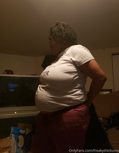 freakythickums model adult images