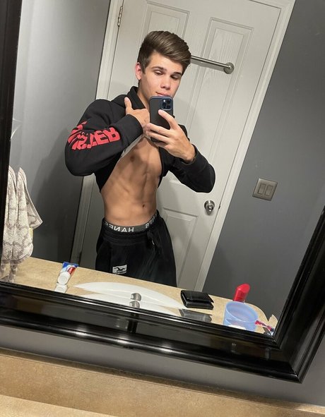 coolestdude898 adult star pictures