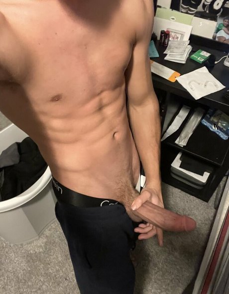 coolestdude898 top model picture