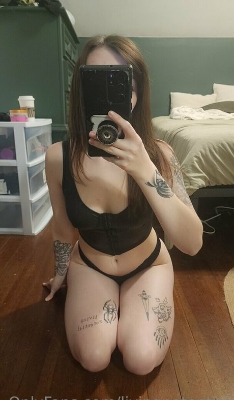 livingpotential nudes actress galleries