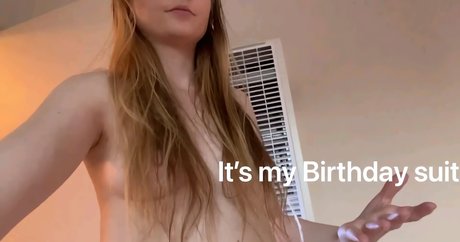 the ilybabe naked star images