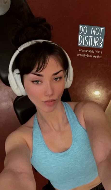 Pieceofmoo pornographic actress archive