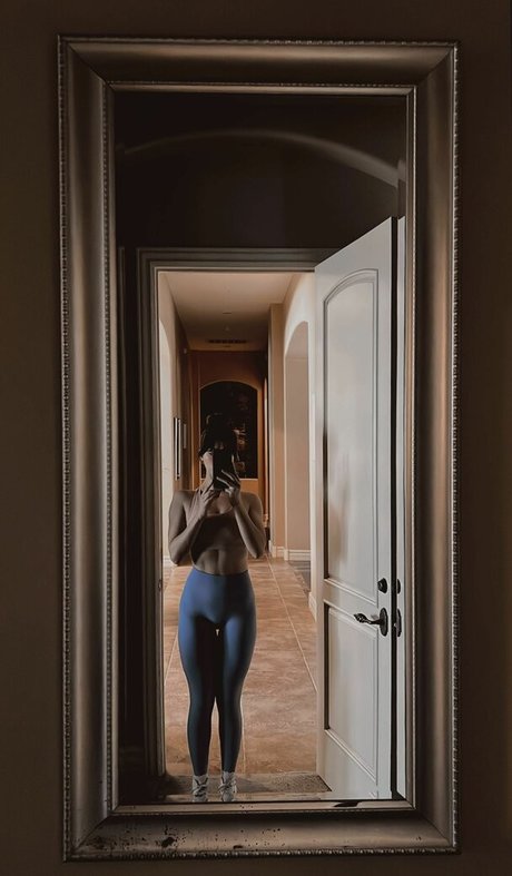 Pieceofmoo erotic pornstar photo