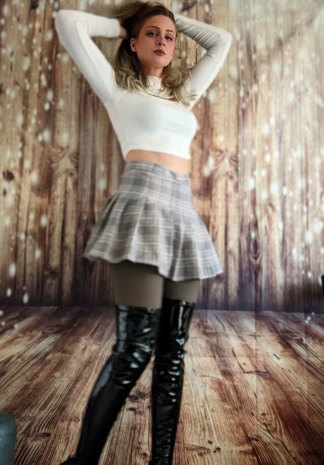 leather leggings onlyfans sexy nudes galleries