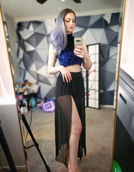 IceTokki beautiful model galleries