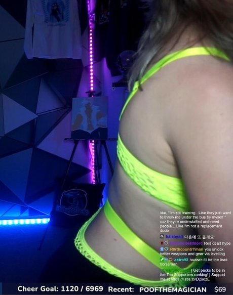 IceTokki star erotic gallery