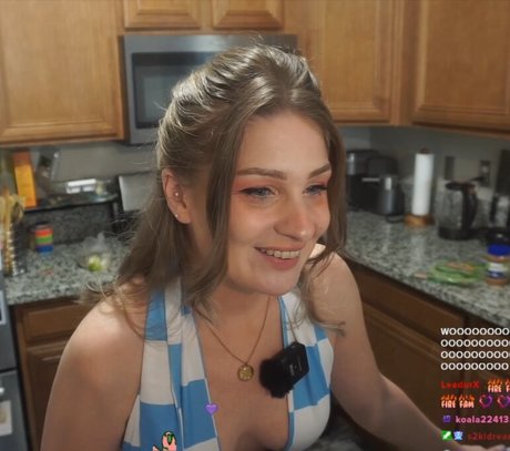 IceTokki sex pornstar gallery