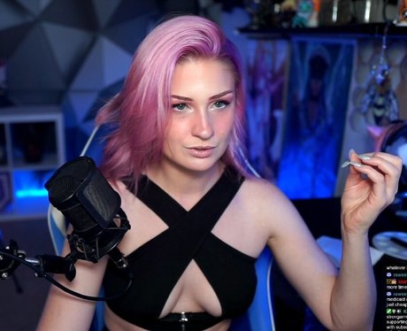 IceTokki erotic model galleries