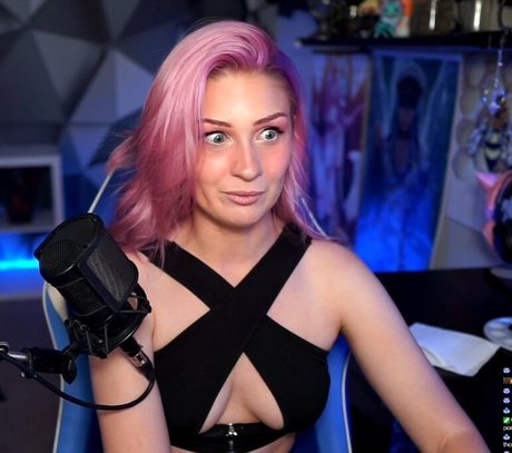 accidental creampie onlyfans beautiful photos