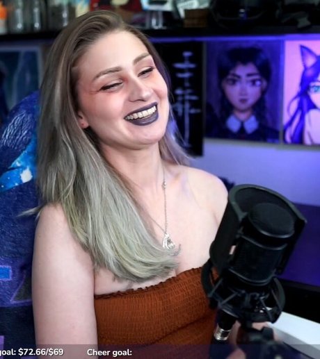 IceTokki model hot pictures