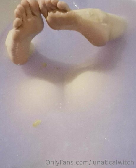 Lunaticalwitch pornstar top photo