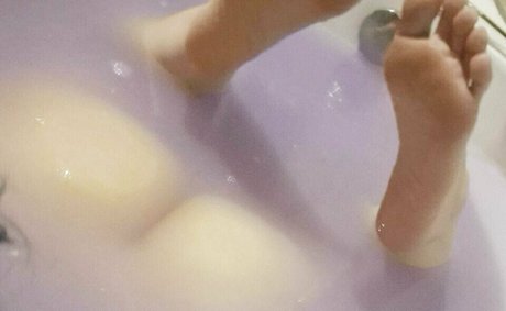 Lunaticalwitch adult star image