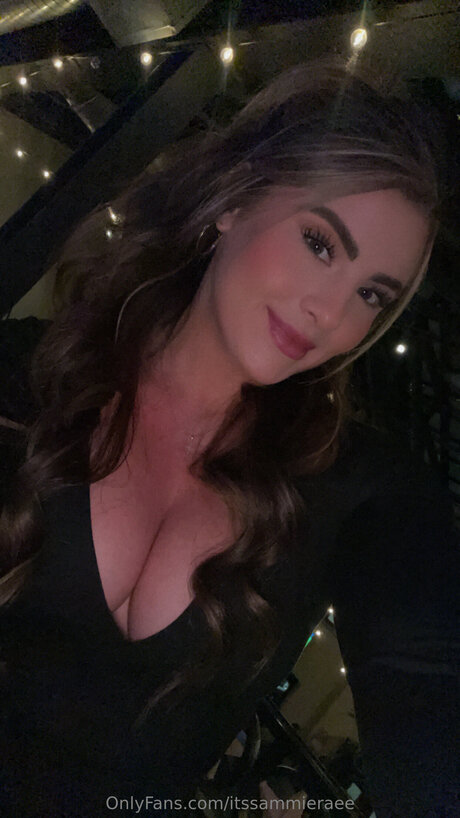 Itssammieraee pornstar naked img