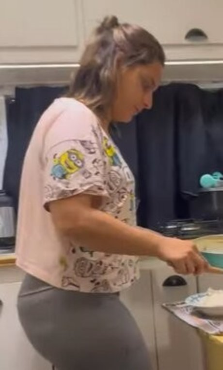 familiasemdestinooficial high quality model archive