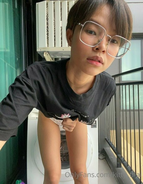 kittysphinxvipasian nude model photos