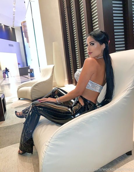 workoutwithamy adult model galleries