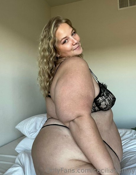 ceciliaxemily pornographic star photos