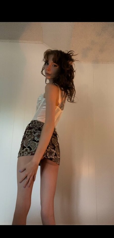 selflovesage actress picture