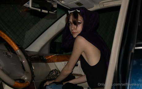 selflovesage beautiful actress image