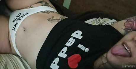 tattooed shemale onlyfans beautiful xxx archive