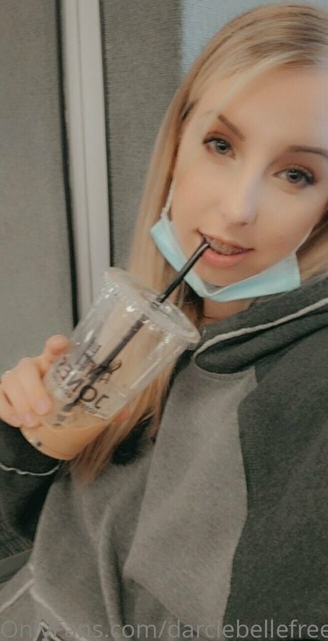 darciebellefree beautiful actress picture