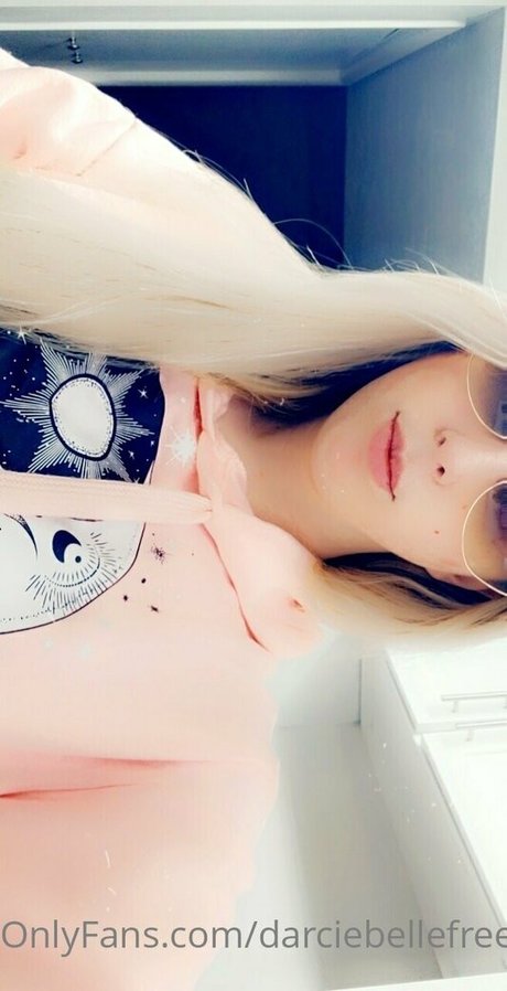 darciebellefree beautiful model gallery