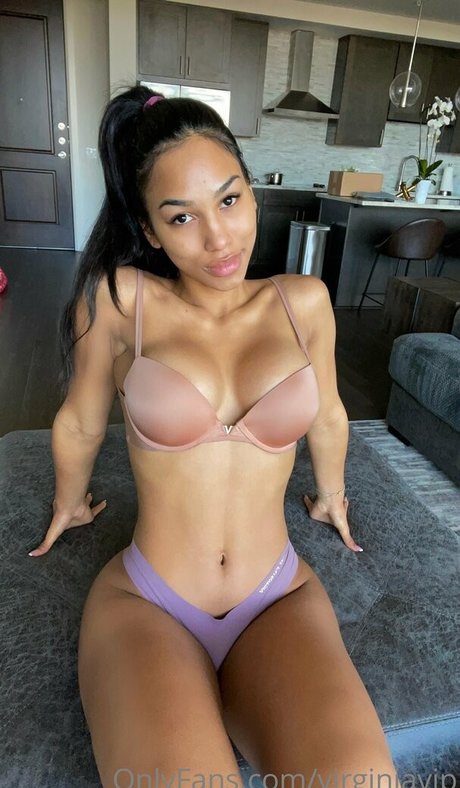 virginasanhousefree pretty model photos