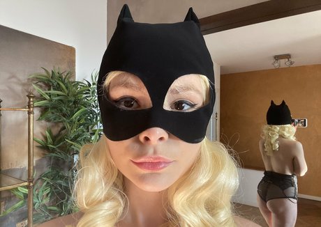 pisica Profile photo