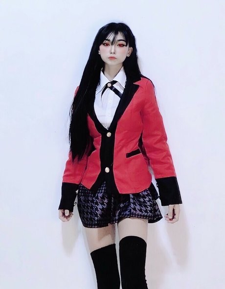 Akari Cos Quick photo